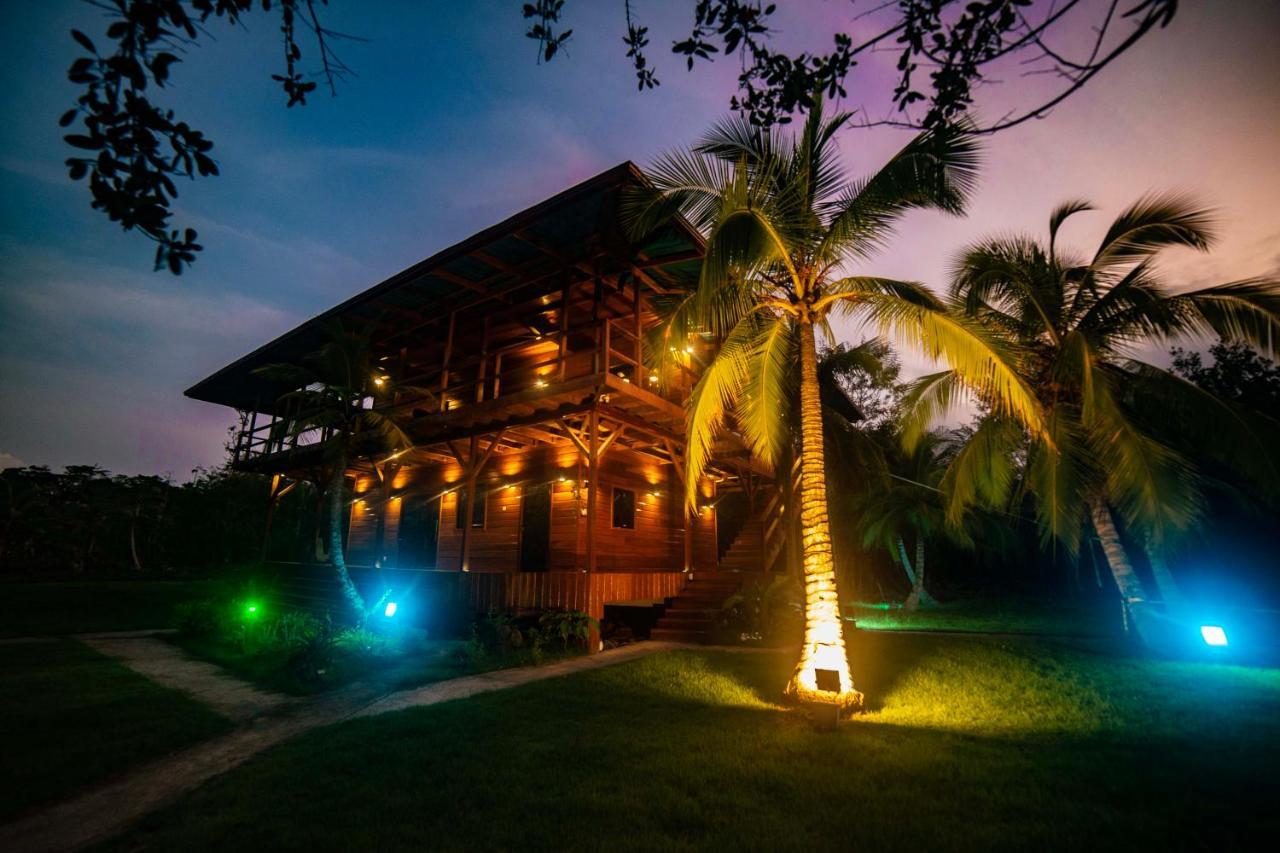 Eco-Lodge Bocas Coral Reef - Over Water Villa & Birds House Isla San Cristobal Exterior foto