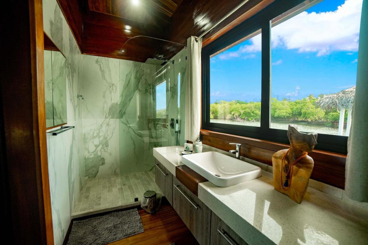Eco-Lodge Bocas Coral Reef - Over Water Villa & Birds House Isla San Cristobal Exterior foto